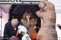 美总统夫妇办万圣节派对 梅拉