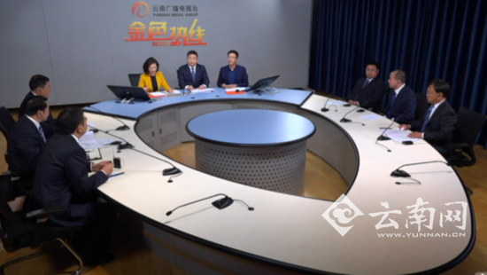 昭通市长郭大进率队做客“金色热线”