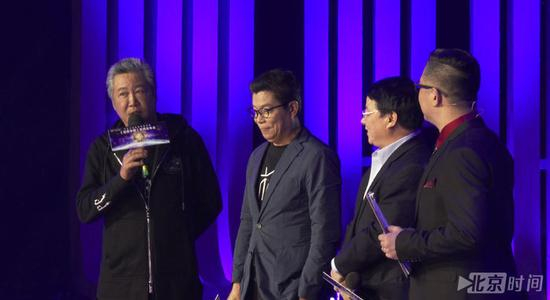 赵宝刚上台互动