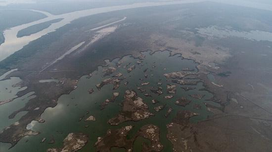 空中俯瞰，破碎支离雁子洲，岳阳市东洞庭保护协会供图
