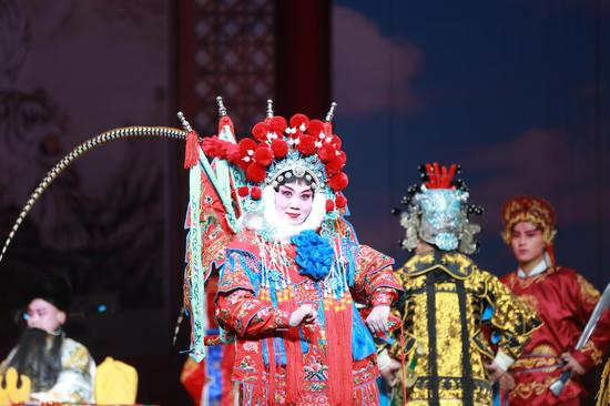 演出现场图