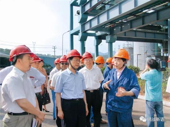 2009年 5月 9日，陈昌智率“加快节能减排，促进可持续发展”考察团在湖南株洲冶炼集团调研