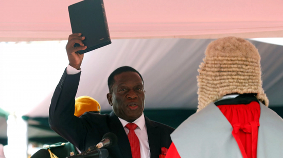 姆南加古瓦宣誓就职