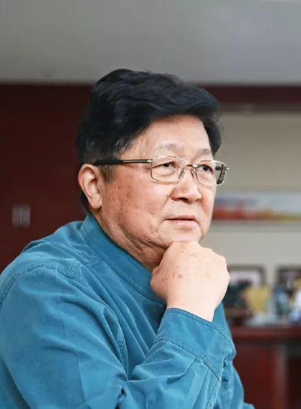 2018年11月15日，曾任万里秘书的孟晓苏在北京接受本刊记者专访。（本刊记者 侯欣颖 / 摄）