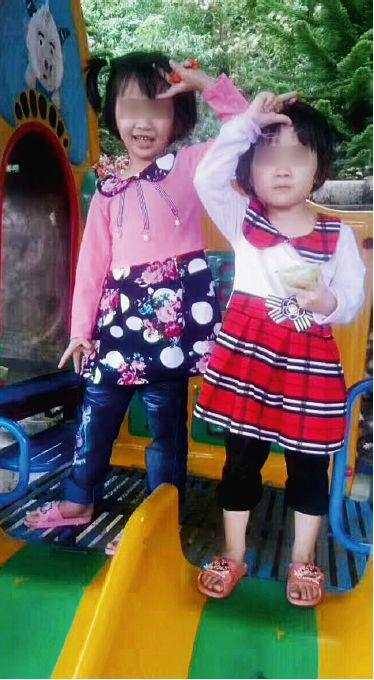 韦诗珊（左）和妹妹韦慧珊