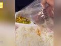 男子在高铁上买了份45元的盒饭 撕开包装后他怒了:是想噎死我吗?