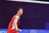 2024年世界羽联年终总决赛：李诗沣2-1逆转周天成取小组赛首胜