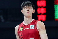 名记：中国球员曾凡博将加盟篮网