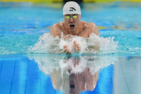 全运会男子50米蛙泳：覃海洋犯规成绩被取消，郑英昊脱颖而出摘金