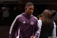 板凳坐穿…20岁梅努英超0首发9替补4次未出场，身价4500万队内第5