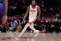 正互动直播NBA常规赛：首节火箭26-29独行侠 杜兰特13分