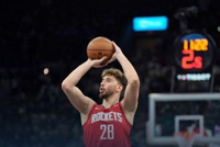 火箭爆板险胜快船！快船最后连续犯错 申京复出&阿门准三双