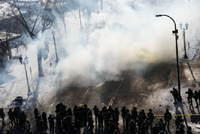 美总统特朗普发文指责明尼苏达州州长“煽动叛乱”