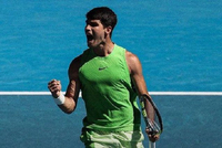 鏖战5个半小时！阿尔卡拉斯3-2兹维列夫，首进澳网男单决赛！