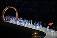 又美又飒！中国体育代表团亮相米兰-科尔蒂纳冬奥会开幕式