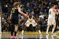 勇士击退掘金 波杰姆斯基末节15分 约基奇空砍35+20+12