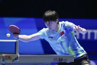 首局打到21分！新加坡大满贯女单：王曼昱3-1战胜申裕斌，进八强