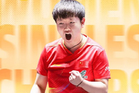 孙颖莎4-2战胜王曼昱夺冠！国乒包揽WTT新加坡大满贯女单冠亚军