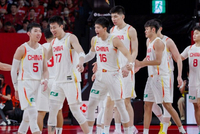 正互动直播男篮世预赛：首节中国台北22-27中国男篮 赵继伟替补砍下8分