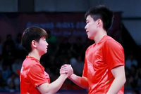 男单世界第1王楚钦、女单世界第1孙颖莎同天被淘汰，均无缘四强