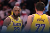 湖人再胜火箭豪取7连胜 东契奇40+9+10 詹姆斯14中13砍30分