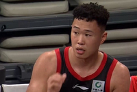 深圳大胜江苏迎5连胜 贺希宁15中13轰下31分 庞峥麟8分6失误