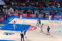 第三节39-11！上海20分大逆转&3-1淘汰北京！洛夫顿20+7+6