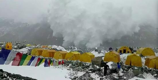雪崩