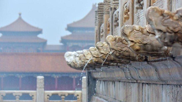 故宫现“龙吐水”景观
