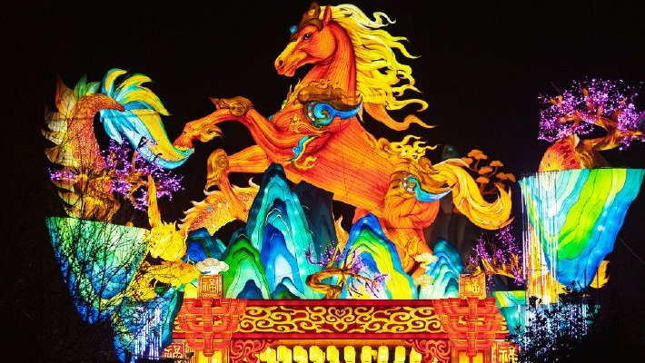 第40届秦淮灯会部分灯组试灯