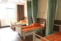 人民日报:养老院住进年轻人 这创意有3个可取之处