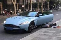 女司机上海街头晒豪车玩扑街挑战 结果被交警处罚