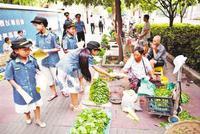 女子拍城管巡街发抖音配乐“鬼子进村” 被拘5日