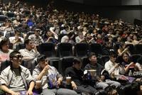 《复联4》首映 有影迷怒了:片头放6遍还黑屏?