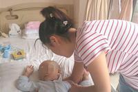 2岁女童被叉车轧伤 目前已脱离生命危险