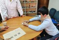 11岁男孩自述一天内遭体育老师多次殴打 警方立案