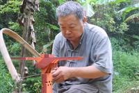 不止李子柒 这位木匠爷爷也在海外“爆红”