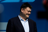 米兰冬奥会选择在圣西罗球场举行开幕式，姚明传递火炬有何特殊意义？