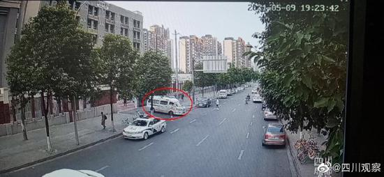 △19时23分，120离开现场