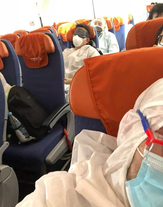 　4月10日SU208上的旅客