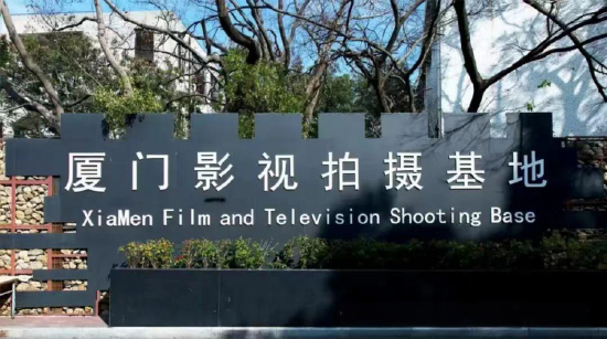 新华网文化观察丨从金鸡百花电影节，看中国电影120年追光密码