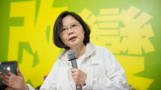 　　台当局领导人爱英文推行的“一例一休”、开放日本核食政策，以及岛内难解的低薪魔咒近年频频引发民怨。（台媒图）