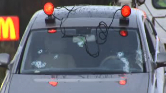 黑人男子的车 图自KTVU