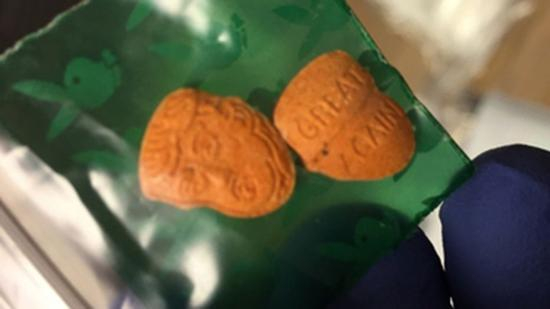 特朗普头像形状摇头丸（图：福克斯新闻）