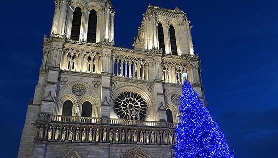 图片来源：Cathédrale NotreDame / Twitter
