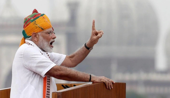 　印度总理莫迪在印度独立日当天宣布设立一个新职位：国防参谋长 图源：路透社