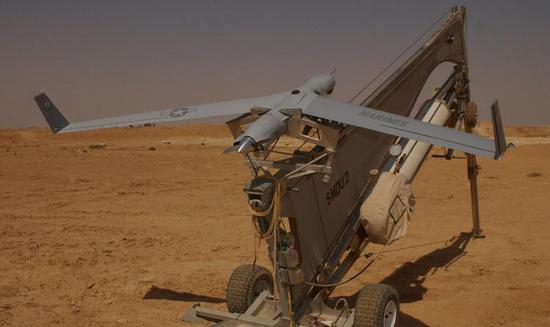 美军装备的“扫描鹰”无人机