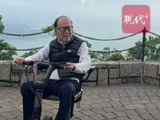 基金会曾发李嘉诚太平山顶骑车照