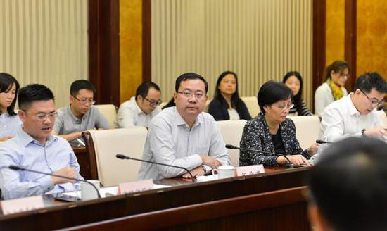 浦东新区推进“证照分离”改革发布会现场。 刘思弘 图