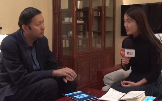 王月丹接受新京报记者专访。视频截图